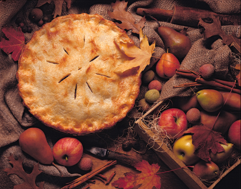 Classic Italian Apple Cake for Autumn | MaMaBlip